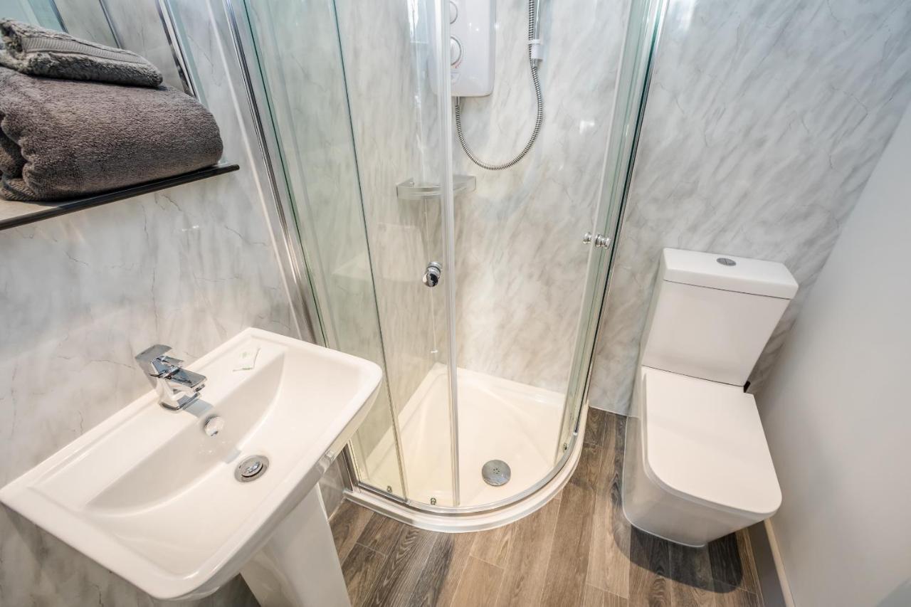 Greenhead Central Huddersfield Bagian luar foto
