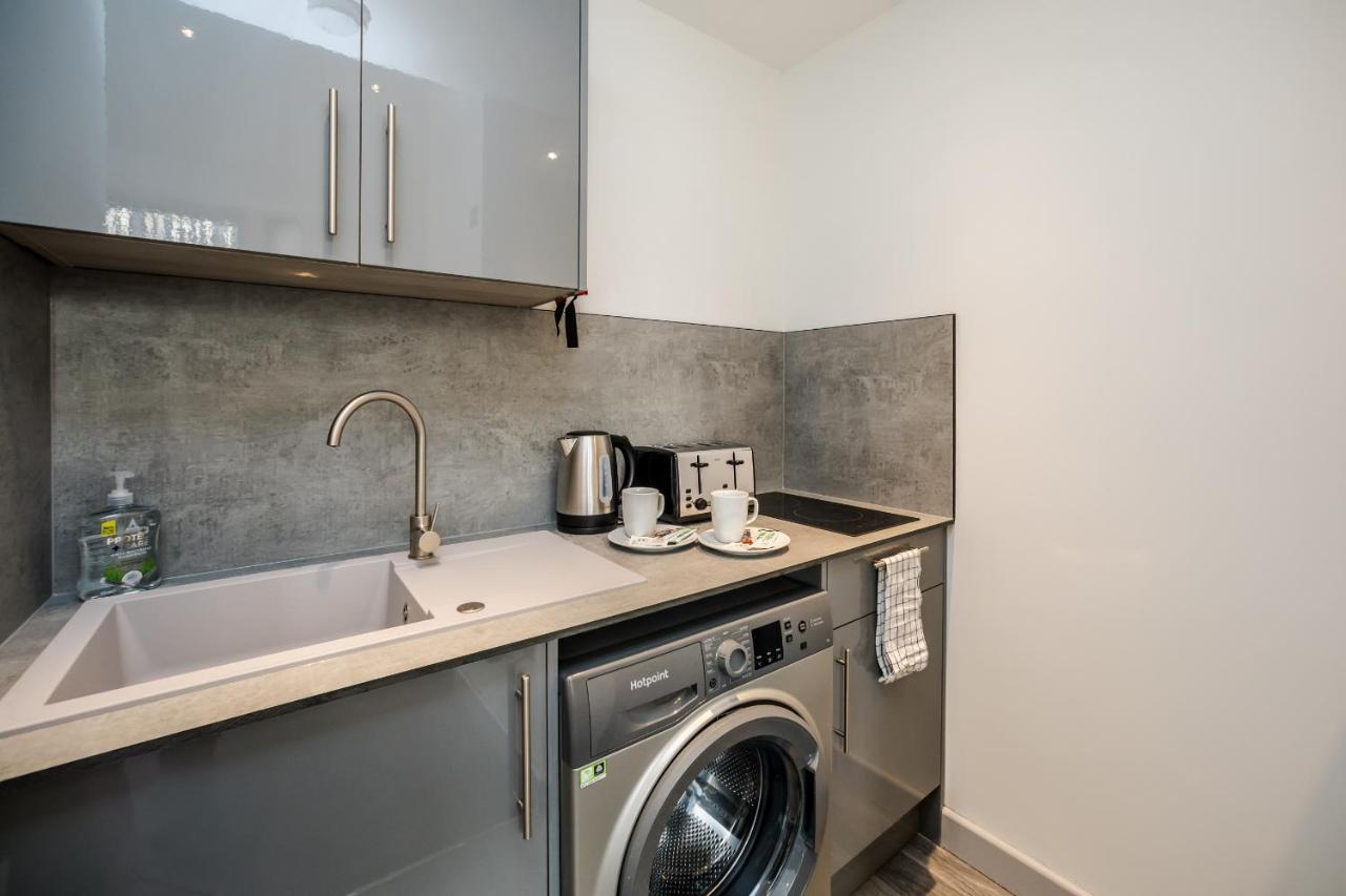 Greenhead Central Huddersfield Bagian luar foto