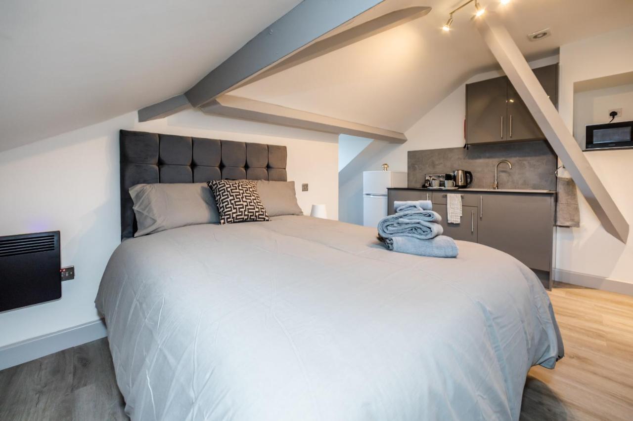 Greenhead Central Huddersfield Bagian luar foto