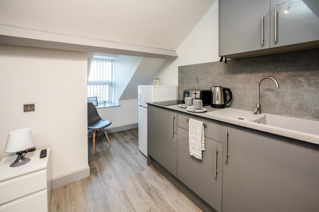 Greenhead Central Huddersfield Bagian luar foto